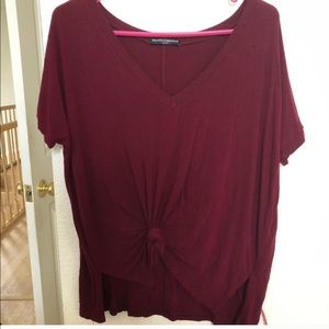 brandy melville maroon t-shirt